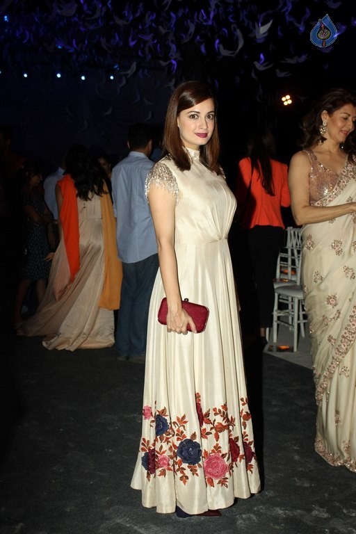 Celebrities at Manisha Malhotra LFW 2016 Show - 45 / 52 photos