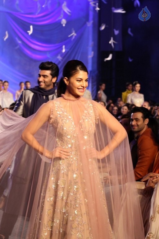 Celebrities at Manisha Malhotra LFW 2016 Show - 49 / 52 photos