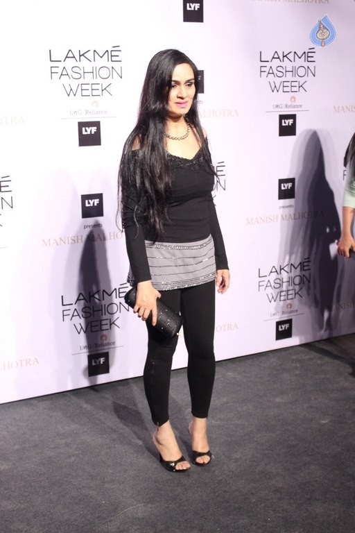 Celebrities at Manisha Malhotra LFW 2016 Show - 52 / 52 photos