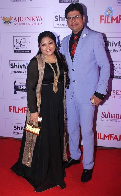 Celebrities at Marathi Filmfare Awards 2014 - 39 / 71 photos