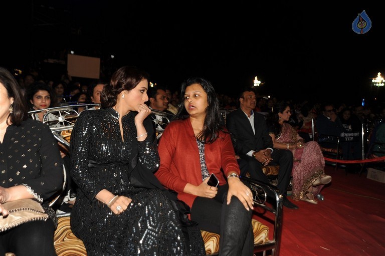 Celebrities at Mumbai Police Melawa Umang 2016 - 97 / 111 photos