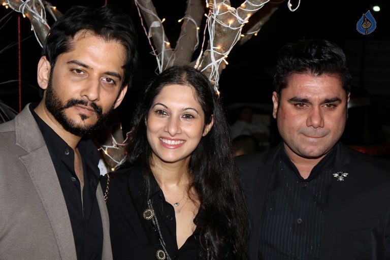 Celebrities at Rajat Tangri and Deepa Gurnani Collection Preview - 18 / 55 photos