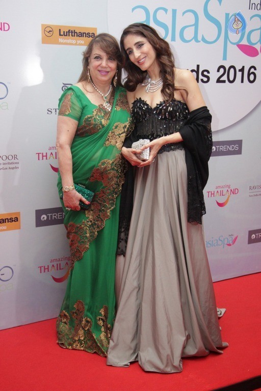 Celebrities at Star Studded Award Night - 53 / 63 photos