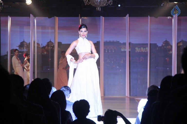 Celebrities at Tajness a New Concept Launch - 7 / 18 photos