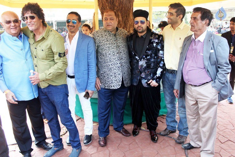 Celebrities at The Sshaawn Million Cup Event - 5 / 33 photos