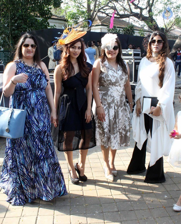 Celebrities at The Sshaawn Million Cup Event - 12 / 33 photos