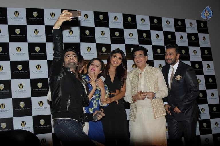 Celebrities at Viaan Mobiles Launch - 53 / 55 photos