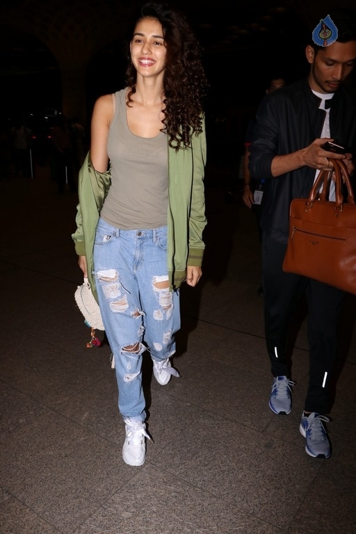 Celebrities Departs for IIFA Awards New York 2017 - 18 / 76 photos