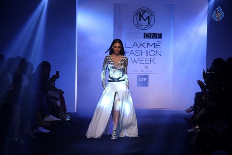 Celebrities Walk the Ramp at LFW 2016 Summer Resort 1 - 49 / 63 photos