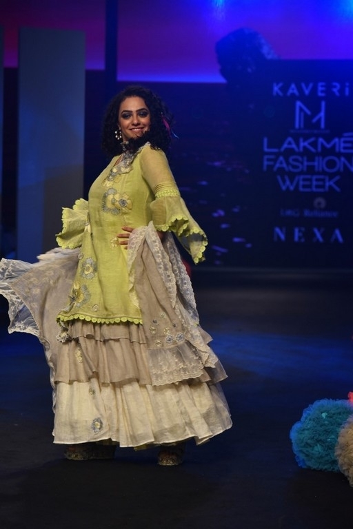 Celebrities walks the Ramp at Lakme Fashion Week 2020 - 39 / 41 photos