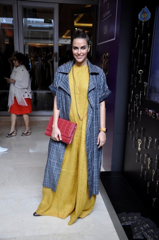 Celebrities Walks the Ramp at LFW Winter Festive 2016 - 34 / 63 photos