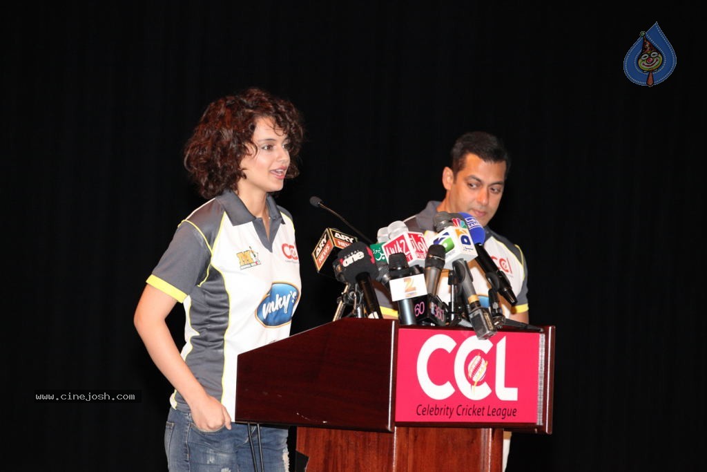 Celebrity Cricket League Dubai Press Meet - 24 / 26 photos
