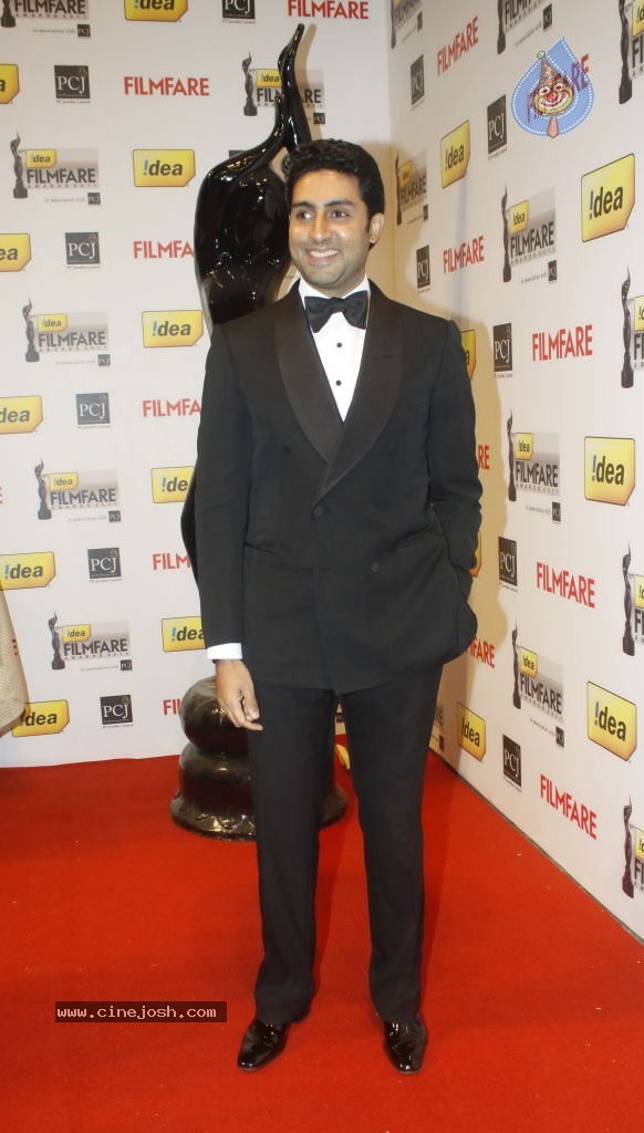 Celebs at 57th Idea Filmfare Awards 2011 - 44 / 137 photos
