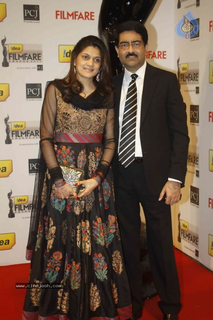 Celebs at 57th Idea Filmfare Awards 2011 - 51 / 137 photos