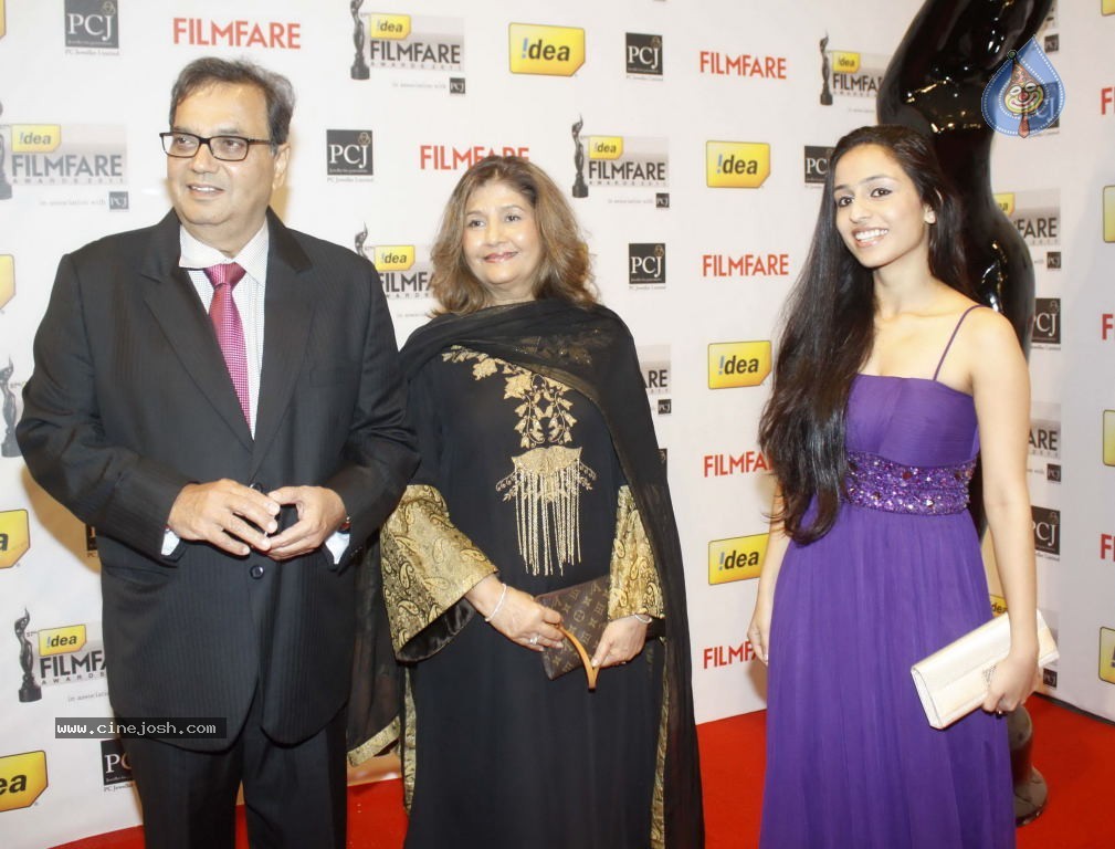 Celebs at 57th Idea Filmfare Awards 2011 - 93 / 137 photos