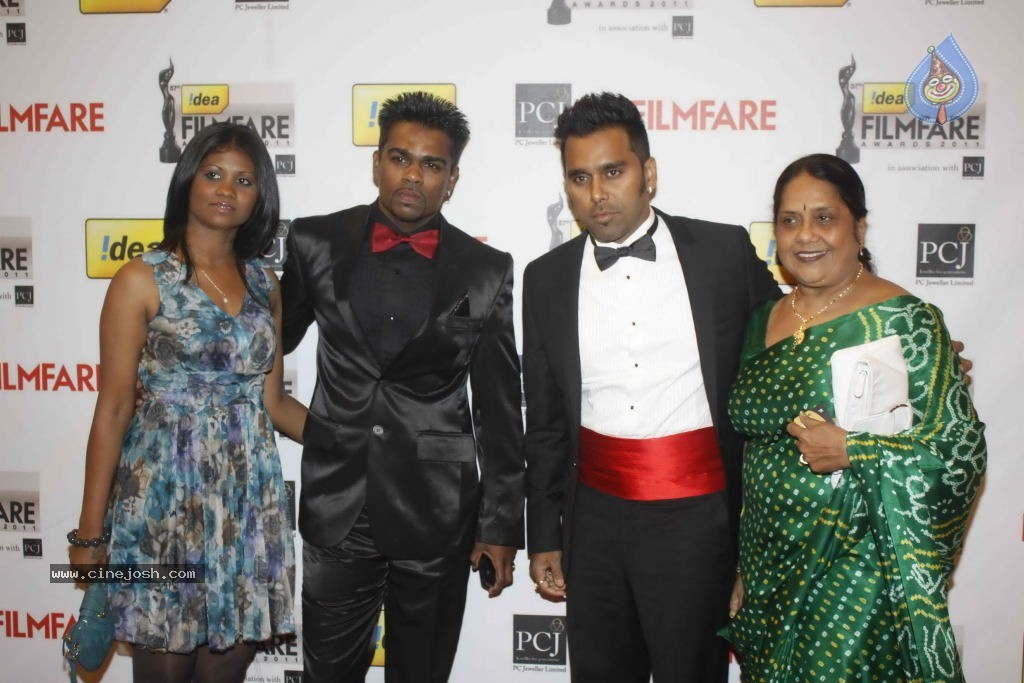 Celebs at 57th Idea Filmfare Awards 2011 - 103 / 137 photos