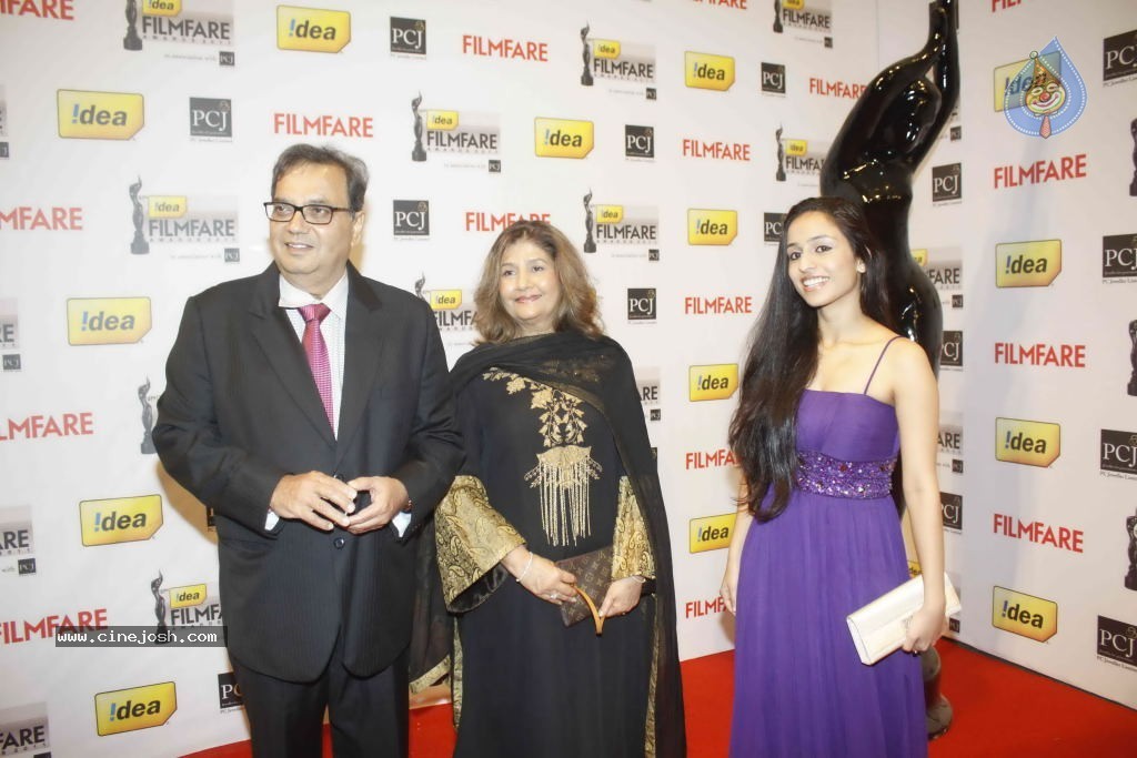 Celebs at 57th Idea Filmfare Awards 2011 - 107 / 137 photos