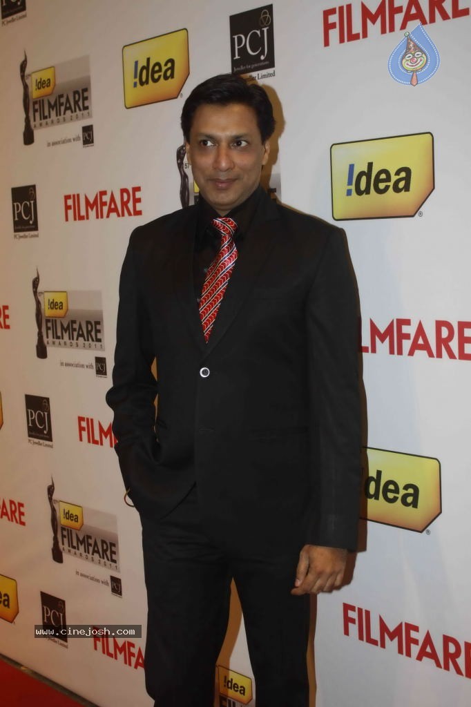 Celebs at 57th Idea Filmfare Awards 2011 - 112 / 137 photos