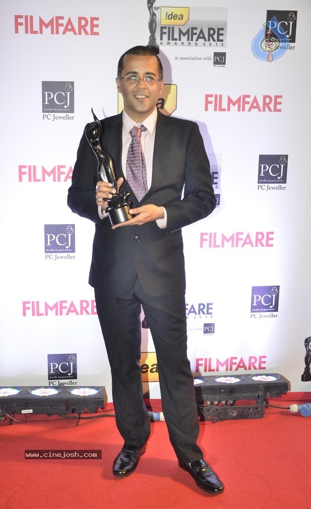 Celebs at 59th IDEA Filmfare Awards Red Carpet - 20 / 90 photos