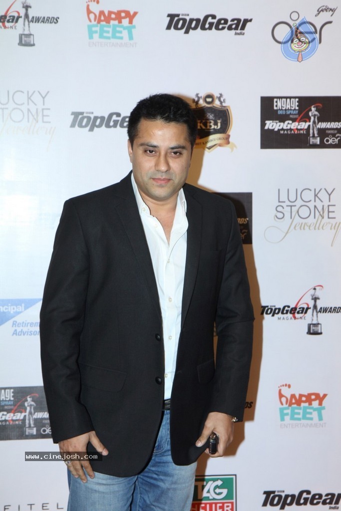 Celebs at 6th Top Gear Awards - 2 / 33 photos