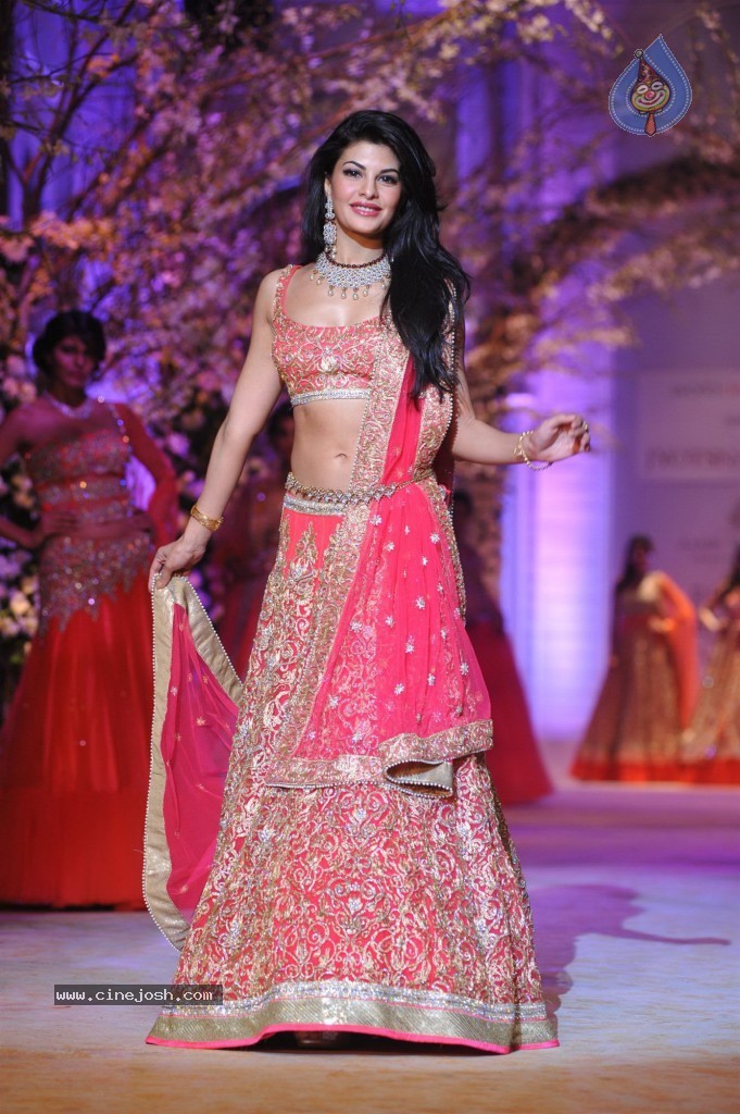 Celebs at Aamby Valley India Bridal Fashion Week - 34 / 96 photos