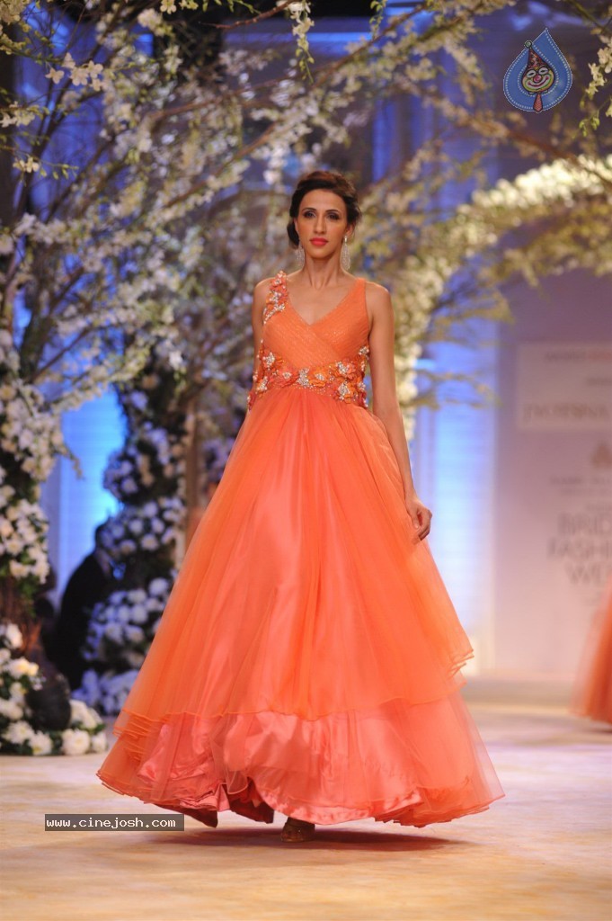 Celebs at Aamby Valley India Bridal Fashion Week - 77 / 96 photos