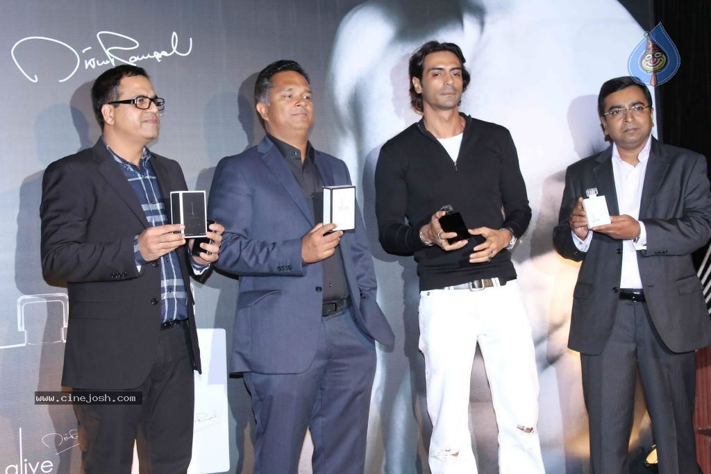 Celebs at Alive Perfume PM and Party - 11 / 138 photos