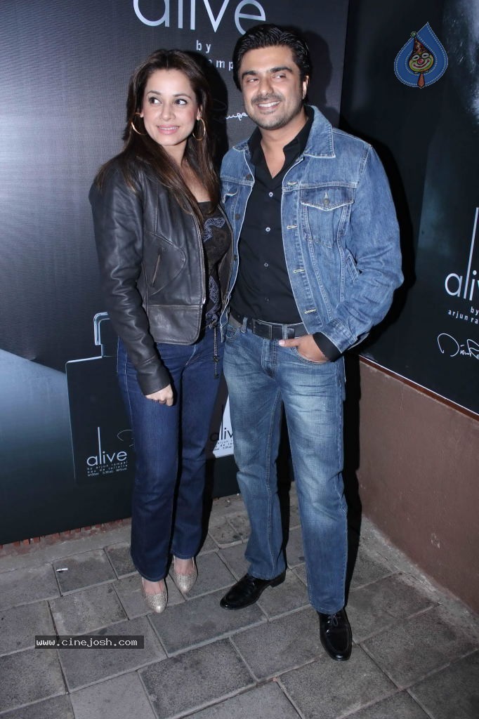 Celebs at Alive Perfume PM and Party - 69 / 138 photos
