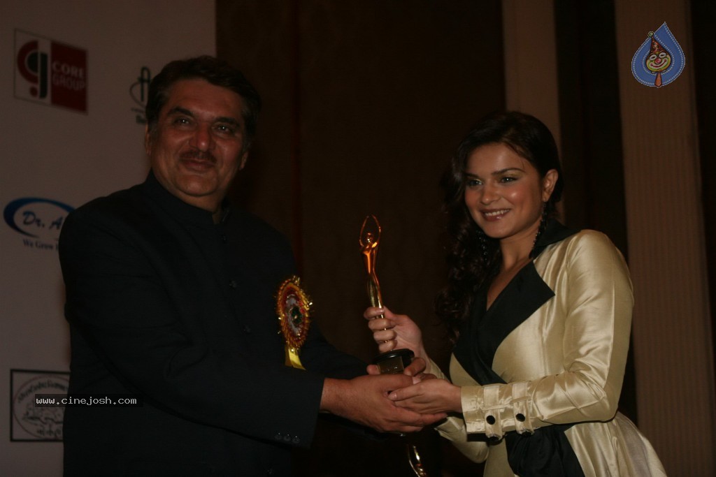 Celebs at All India Achiever Awards - 51 / 61 photos