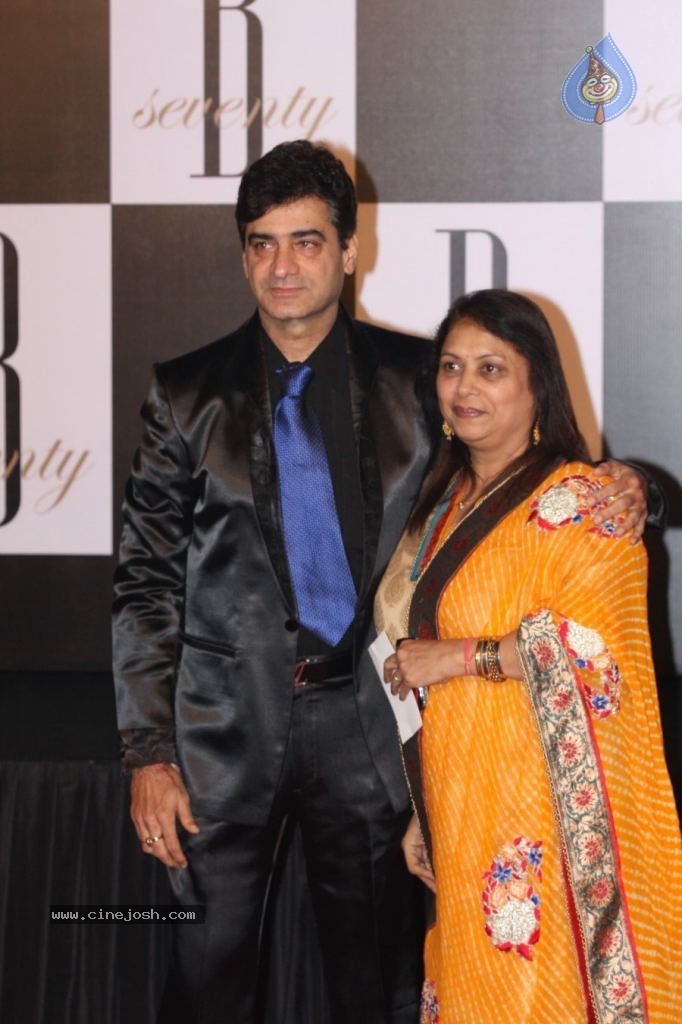 Celebs at Amitabh Bachchan 70th Bday Celebrations - 96 / 184 photos