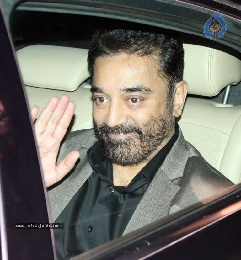 Celebs at Anil Ambani Party - 20 / 58 photos