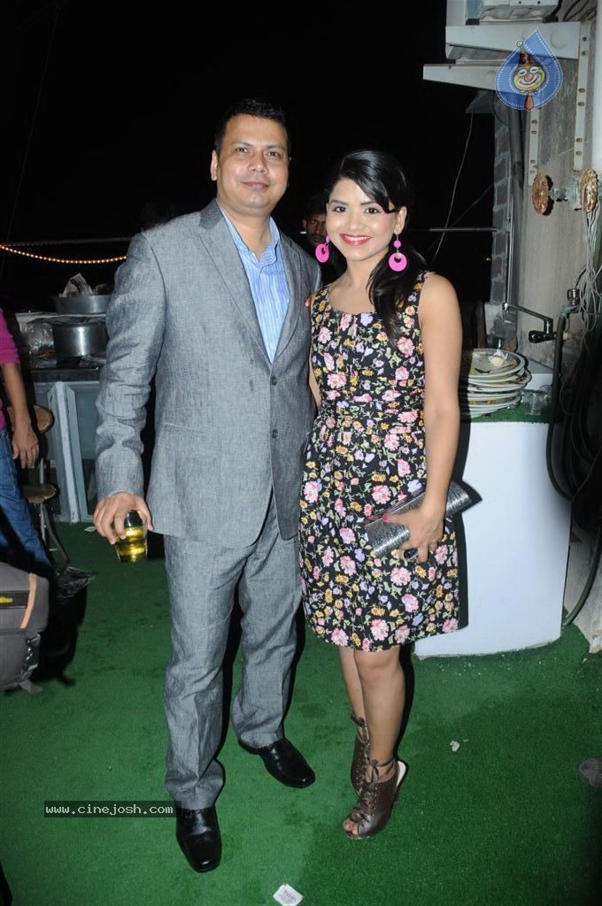 Celebs at Anil Mishra Party - 14 / 20 photos