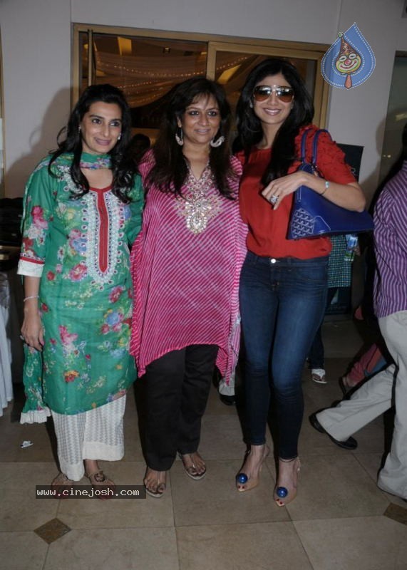 Celebs at Araaish Spring Summer Shopping Bonanza - 14 / 49 photos