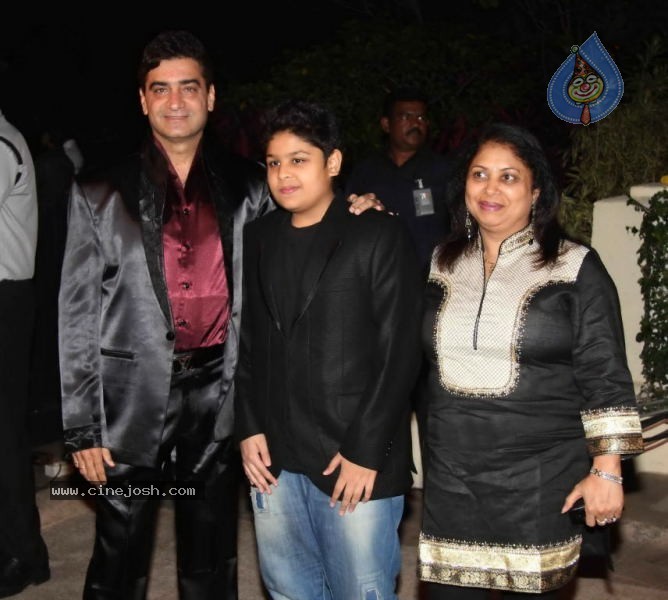 Celebs at Avantika Imran Khan Wedding Reception Set 02 - 52 / 119 photos