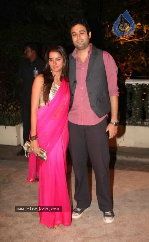 Celebs at Avantika Imran Khan Wedding Reception Set 02 - 57 / 119 photos