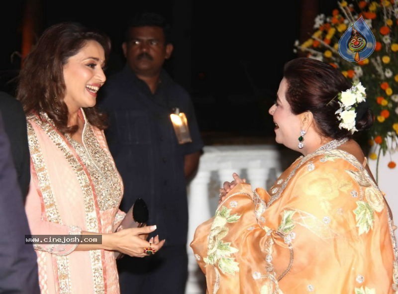 Celebs at Avantika Imran Khan Wedding Reception Set 02 - 62 / 119 photos