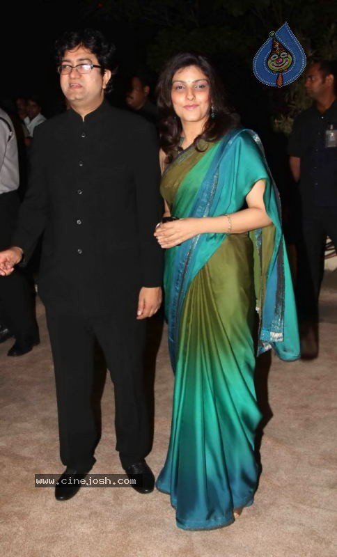 Celebs at Avantika Imran Khan Wedding Reception Set 02 - 79 / 119 photos