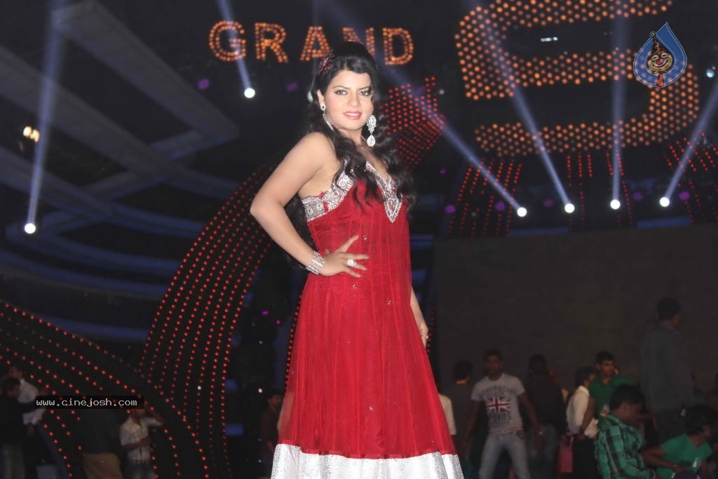 Celebs at Big Boss Grand Finale - 16 / 144 photos