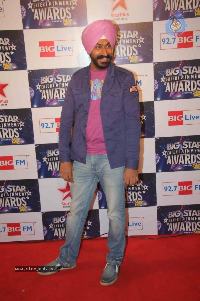 Celebs at BIG STAR Entertainment Awards 2011 - 5 / 114 photos