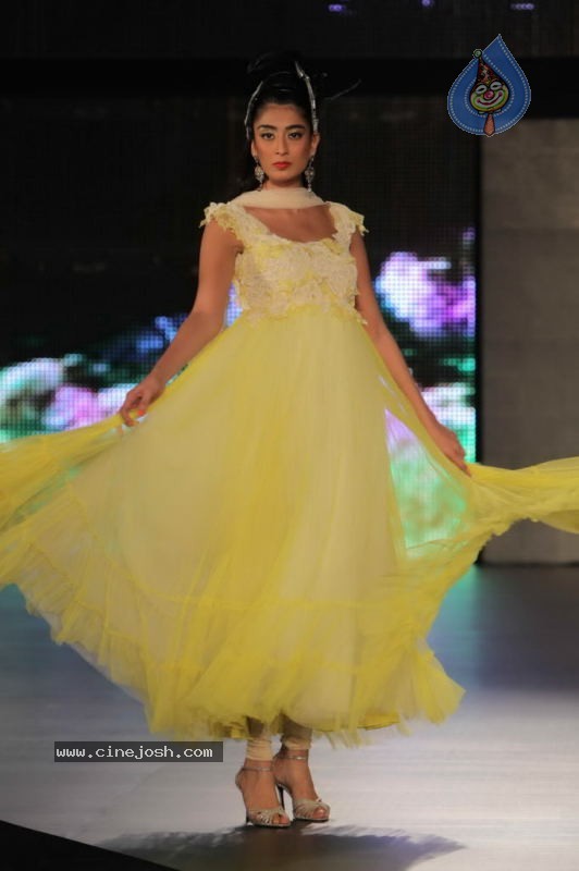 Celebs at Blenders Pride Fashion Tour Show - 3 / 42 photos