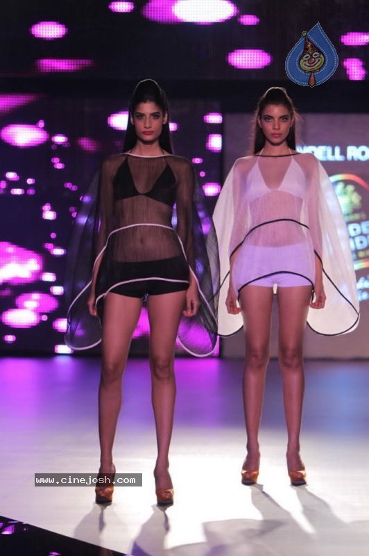 Celebs at Blenders Pride Fashion Tour Show - 9 / 42 photos