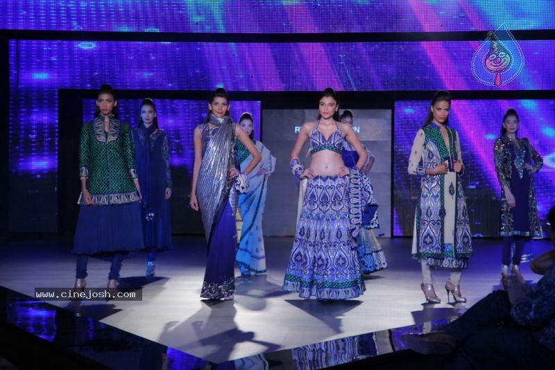 Celebs at Blenders Pride Fashion Tour Show - 12 / 42 photos