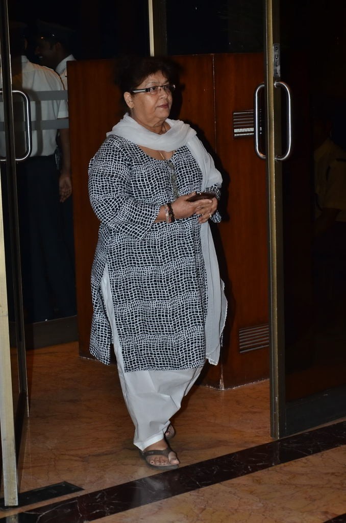 Bolly Celebs at Bobby Chawla Condolence Meet - 26 / 185 photos