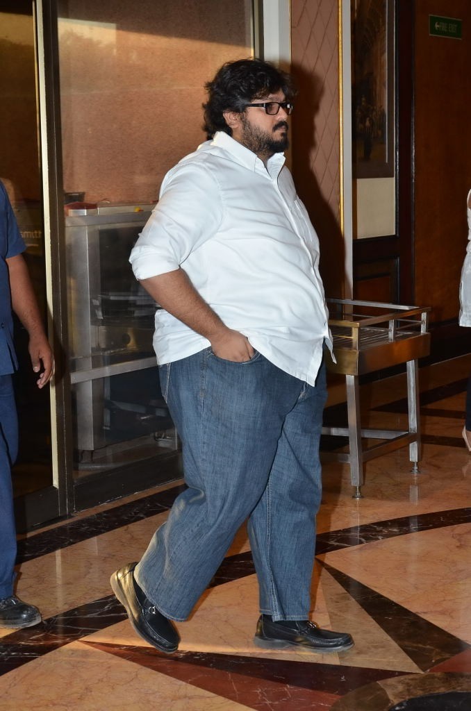 Bolly Celebs at Bobby Chawla Condolence Meet - 27 / 185 photos