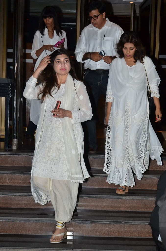 Bolly Celebs at Bobby Chawla Condolence Meet - 52 / 185 photos