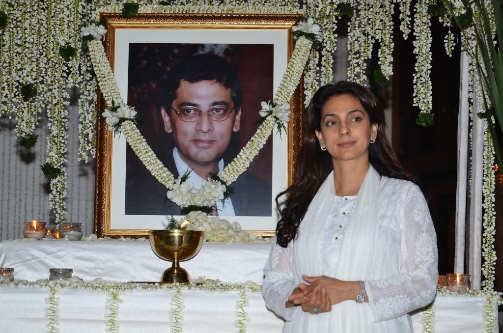 Bolly Celebs at Bobby Chawla Condolence Meet - 53 / 185 photos