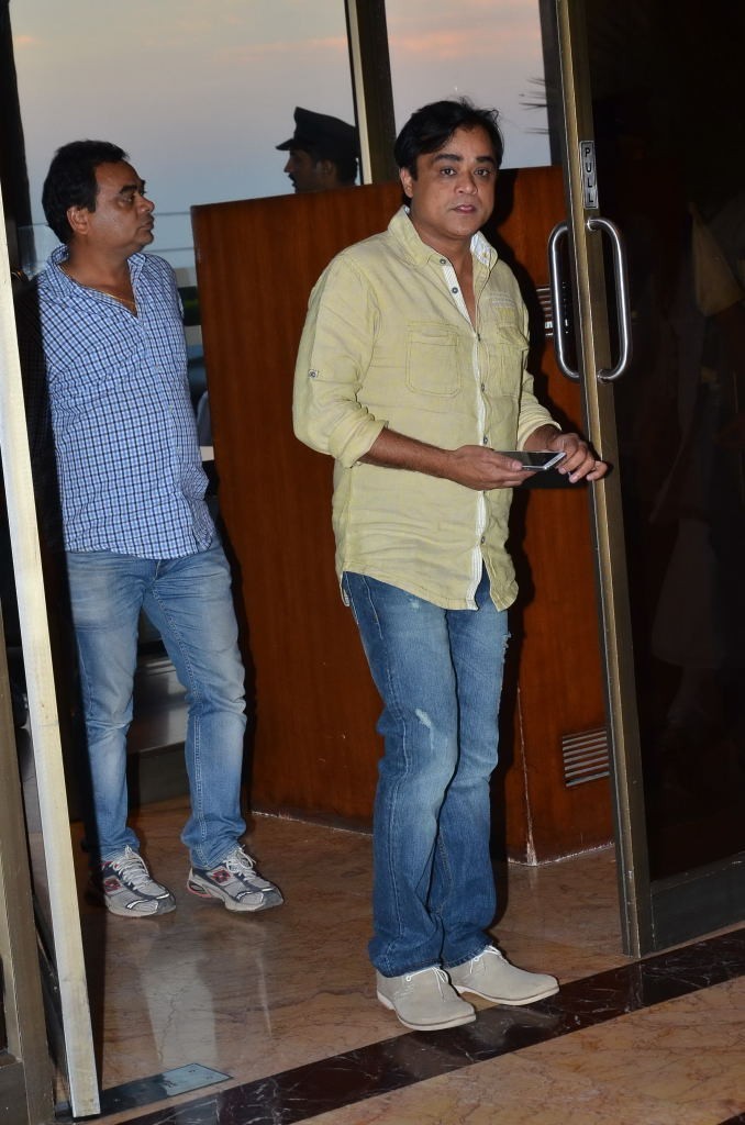 Bolly Celebs at Bobby Chawla Condolence Meet - 167 / 185 photos