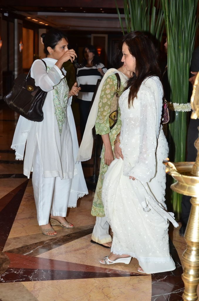 Bolly Celebs at Bobby Chawla Condolence Meet - 185 / 185 photos