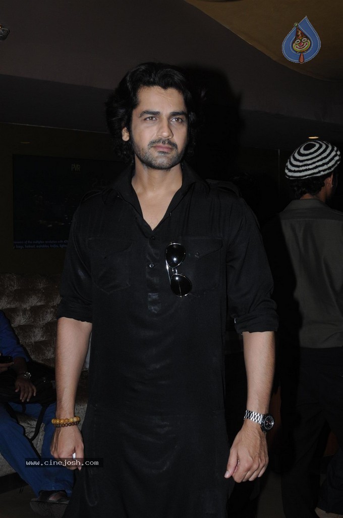 Celebs at Bobby Jasoos Trailer Launch - 51 / 102 photos