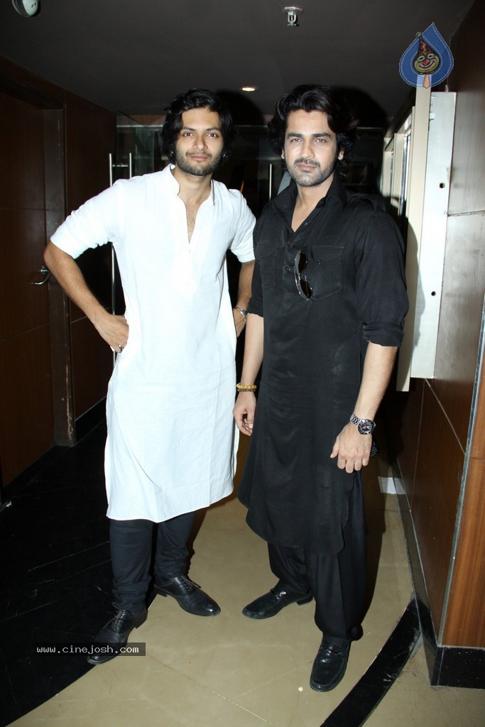 Celebs at Bobby Jasoos Trailer Launch - 65 / 102 photos